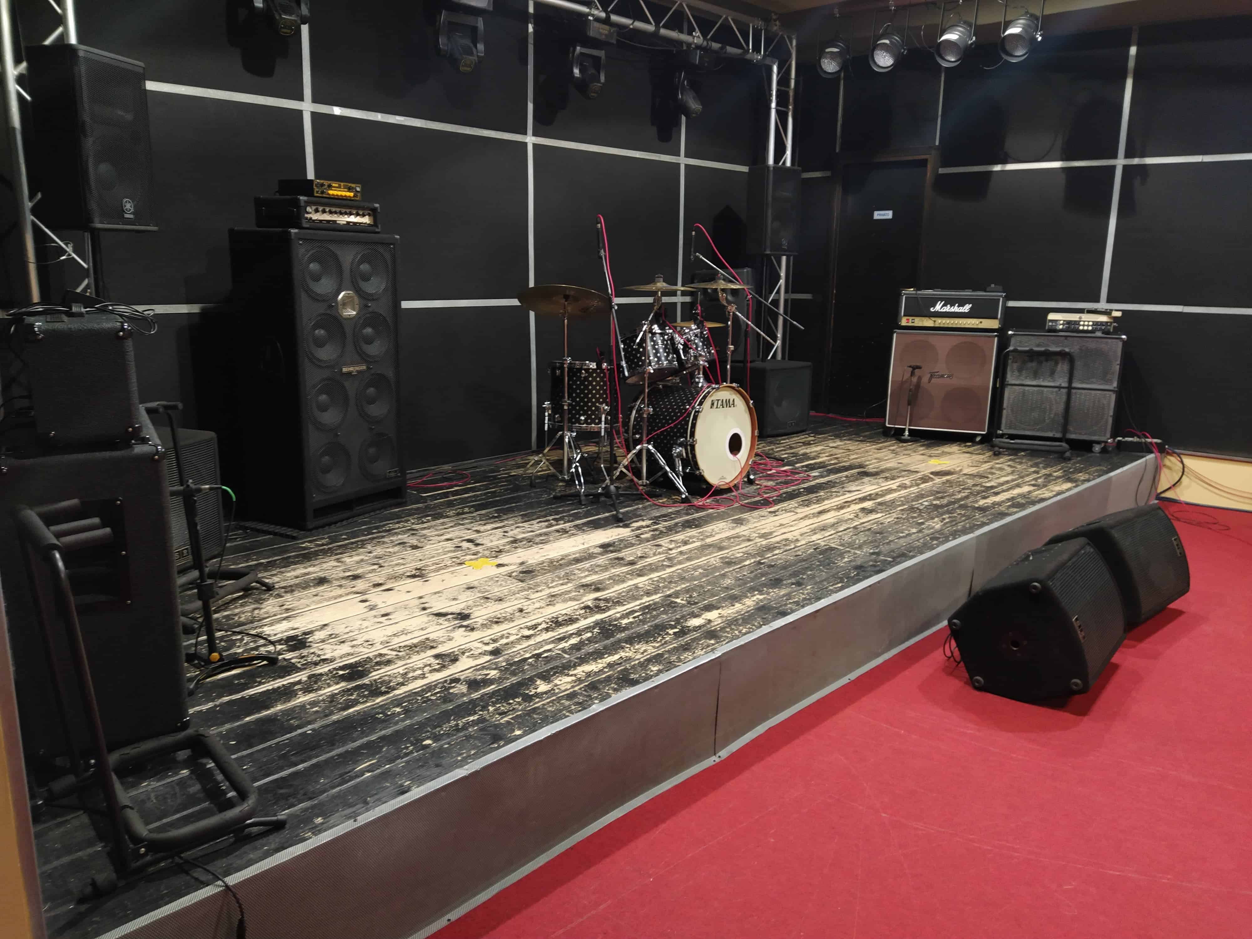 sala live b-min